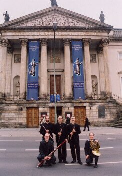the quintet in front of staatsoper berlin